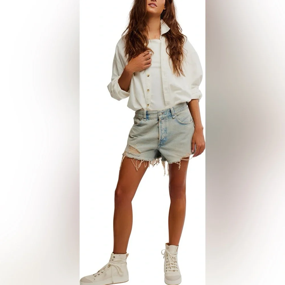 Free People Now or Never Denim Distressed Shorts size 32 - Picture 2 of 10